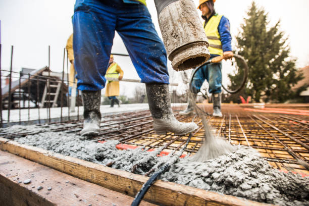 Best Concrete Sidewalk Installation in Oak Grove, MO